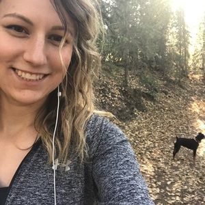 Meet your Posher, Kaila